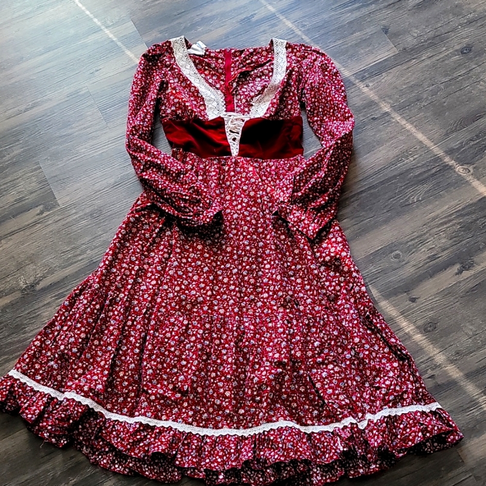 Gunne sax red velvet corset midi dress